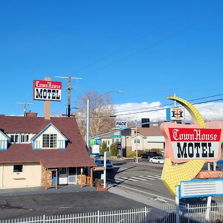 Townhouse Motel Бишъп Екстериор снимка