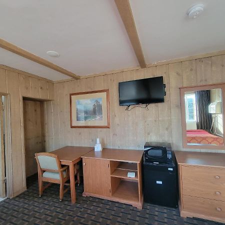 Townhouse Motel Бишъп Екстериор снимка