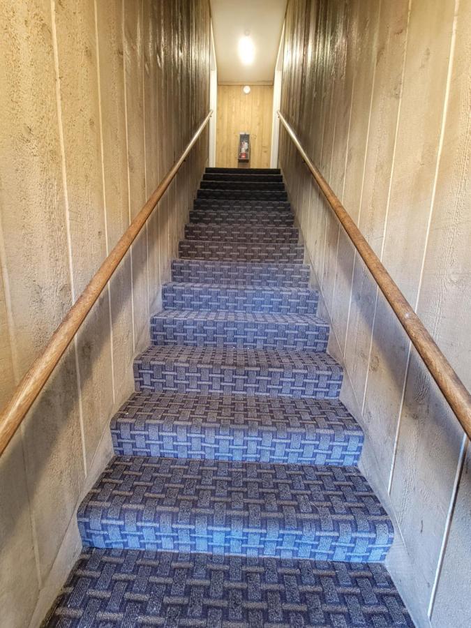 Townhouse Motel Бишъп Екстериор снимка