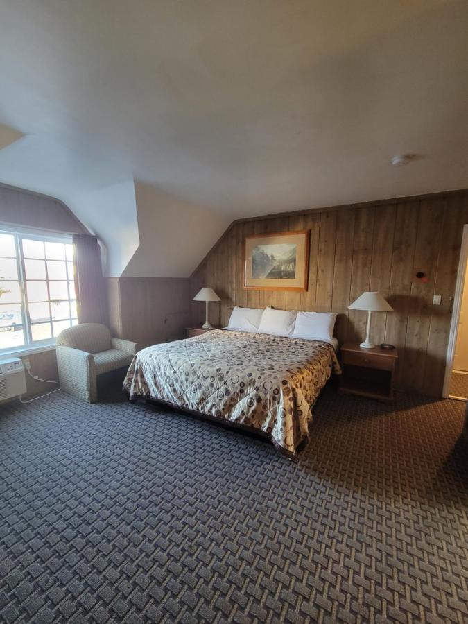 Townhouse Motel Бишъп Екстериор снимка