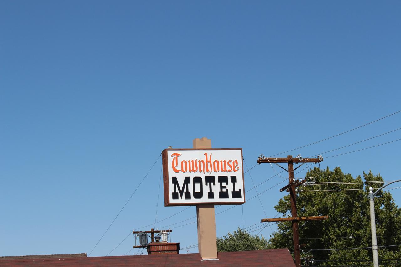 Townhouse Motel Бишъп Екстериор снимка