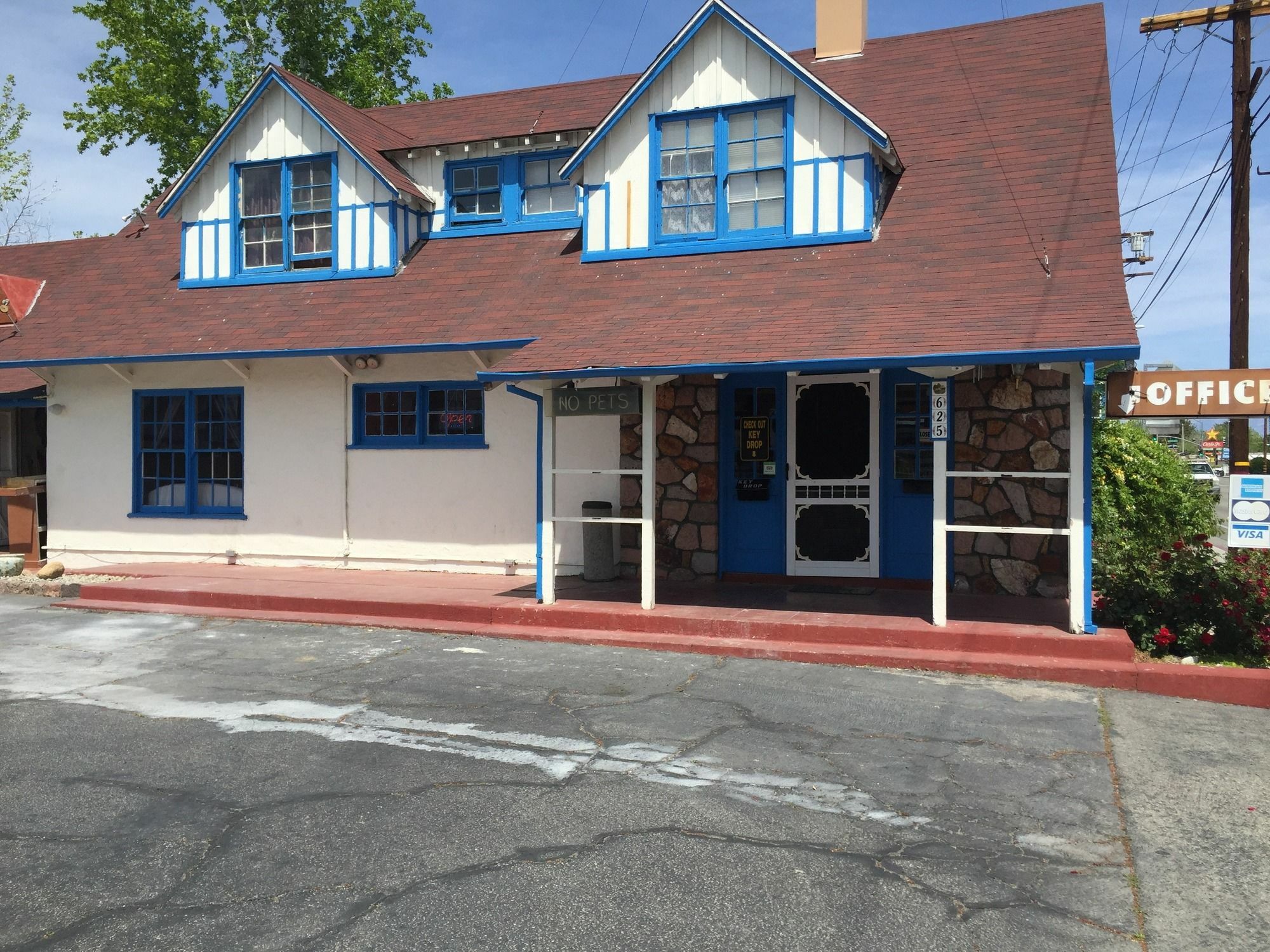 Townhouse Motel Бишъп Екстериор снимка